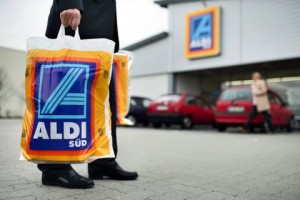 Landgericht Duisburg gibt ein Urteil Drei Jahre Haft für Aldi Erpresser .