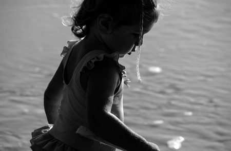 Ein 12-Jähriger hat in Indien ein neun Monate altes Mädchen entführt und vergewaltigt, nachdem er Pornos geschaut hatte. Ein 12-Jähriger hat in Indien ein neun Monate altes Mädchen entführt und vergewaltigt, nachdem er Pornos geschaut hatte. Deutsche Woche Ihre online Zeitung