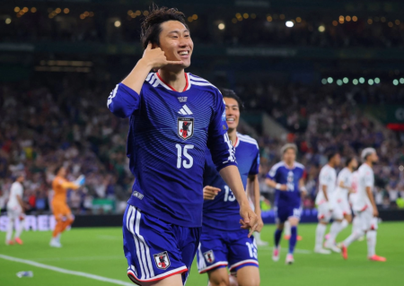 FIFA-Weltmeisterschaft: Japan schlägt Tunesien deutlich und setzt ein Ausrufezeichen FIFA-Weltmeisterschaft Japan schlägt Tunesien deutlich und setzt ein Ausrufezeichen. Deutsche Woche online Zeitung
