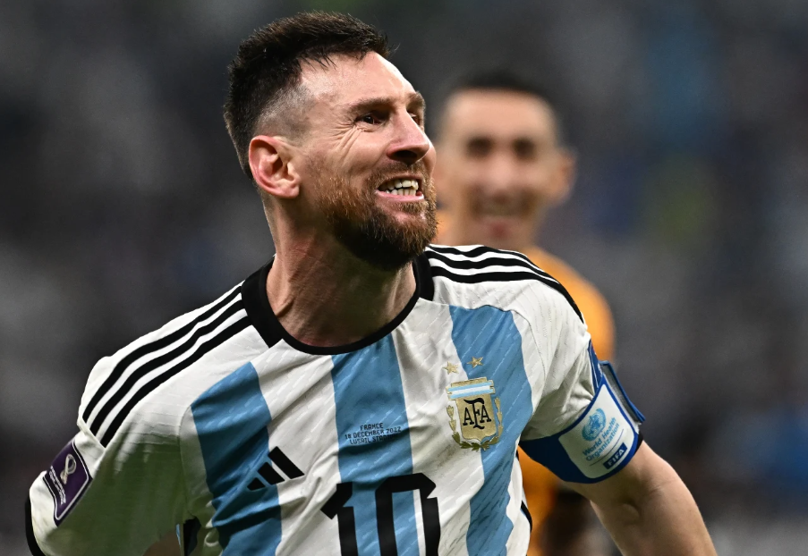 Lionel Messi schreibt Geschichte: Neuer Rekord bei der FIFA-Weltmeisterschaft Lionel Messi schreibt Geschichte Neuer Rekord bei der FIFA-Weltmeisterschaft. Deutsche Woche Ihre online Zeitung