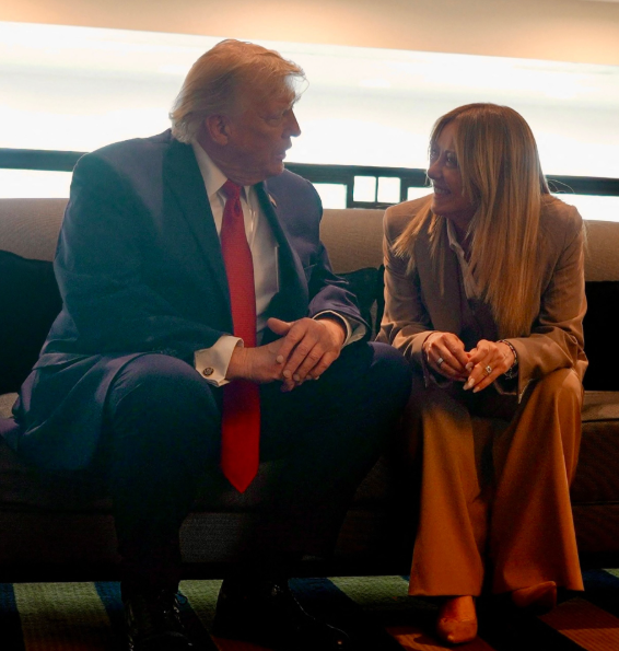 Trump macht abfällige Bemerkungen über Giorgia Meloni Trump macht abfällige Bemerkungen über Giorgia Meloni